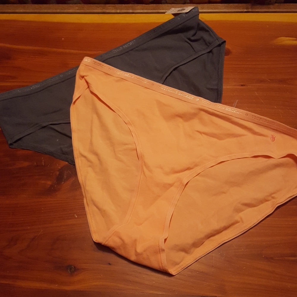 NWT VS panties set